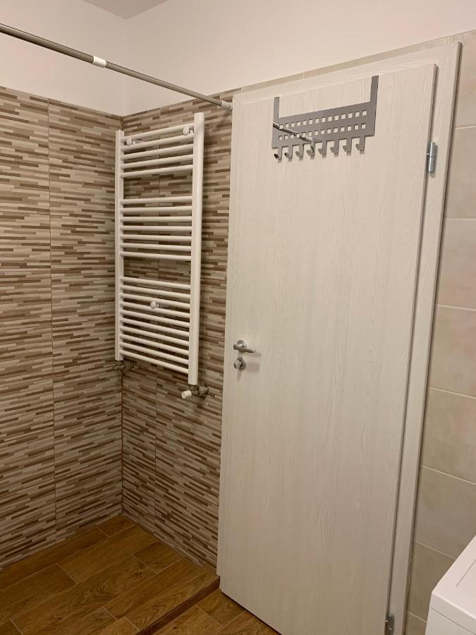 Welcoming Gemini Apartment 1 Sybin Zewnętrze zdjęcie