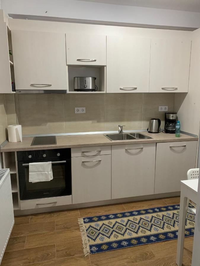 Welcoming Gemini Apartment 1 Sybin Zewnętrze zdjęcie